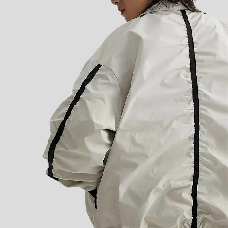 Boxy fit windbreaker with oversized zippers