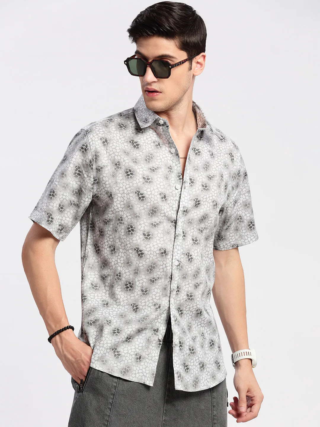 Men Spread Collar Floral Grey Casual Shirt