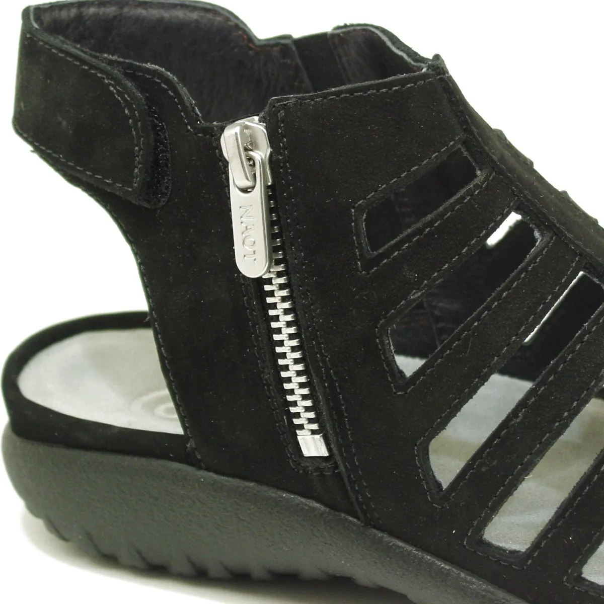 Pitau Black Nubuck
