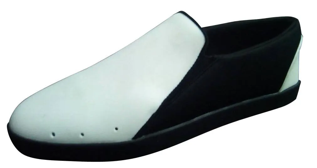 Triesti Slip-on - Tattoo Model